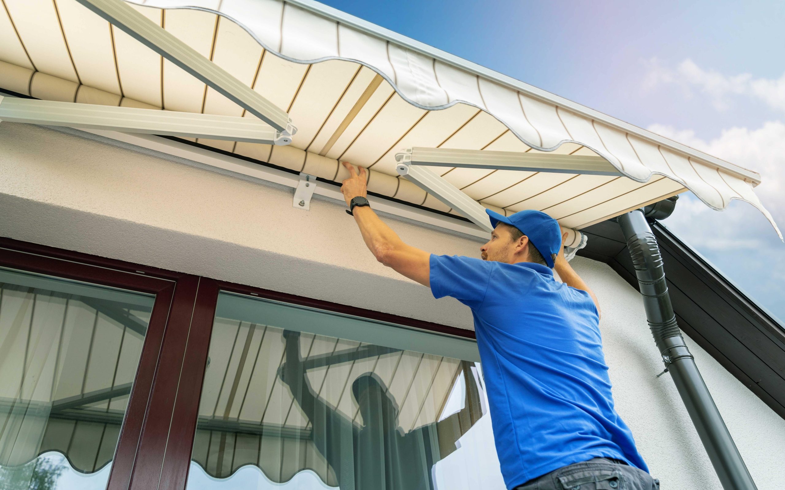Detroit local awning installers